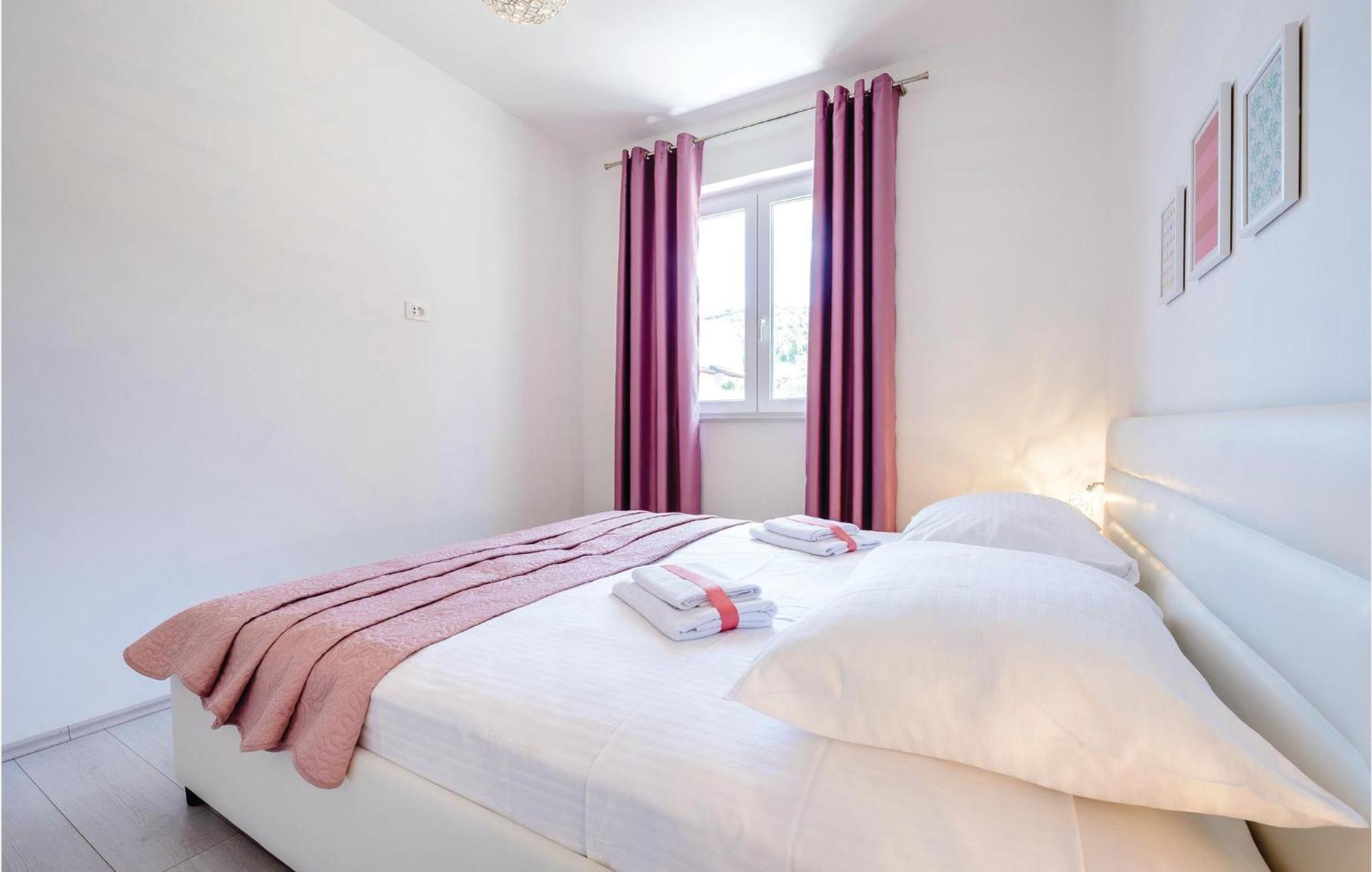 Amazing Apartment In Cavtat With House Sea View Kültér fotó