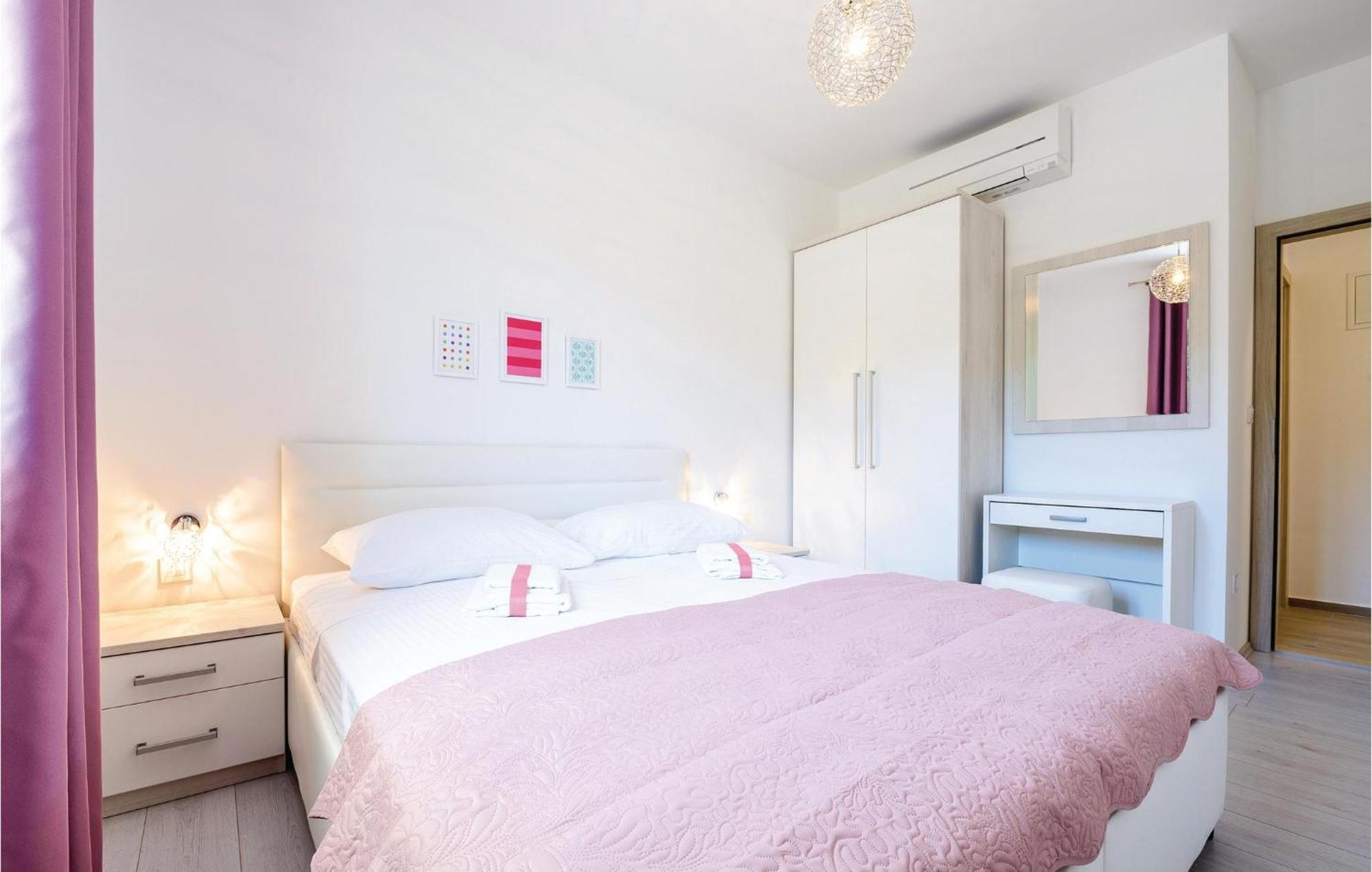 Amazing Apartment In Cavtat With House Sea View Kültér fotó